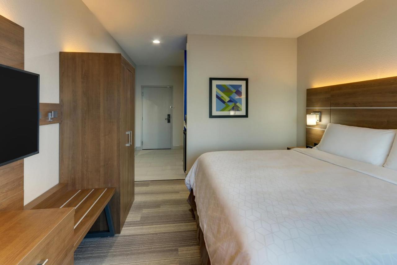Holiday Inn Express - Cincinnati North - Monroe By Ihg Exterior photo