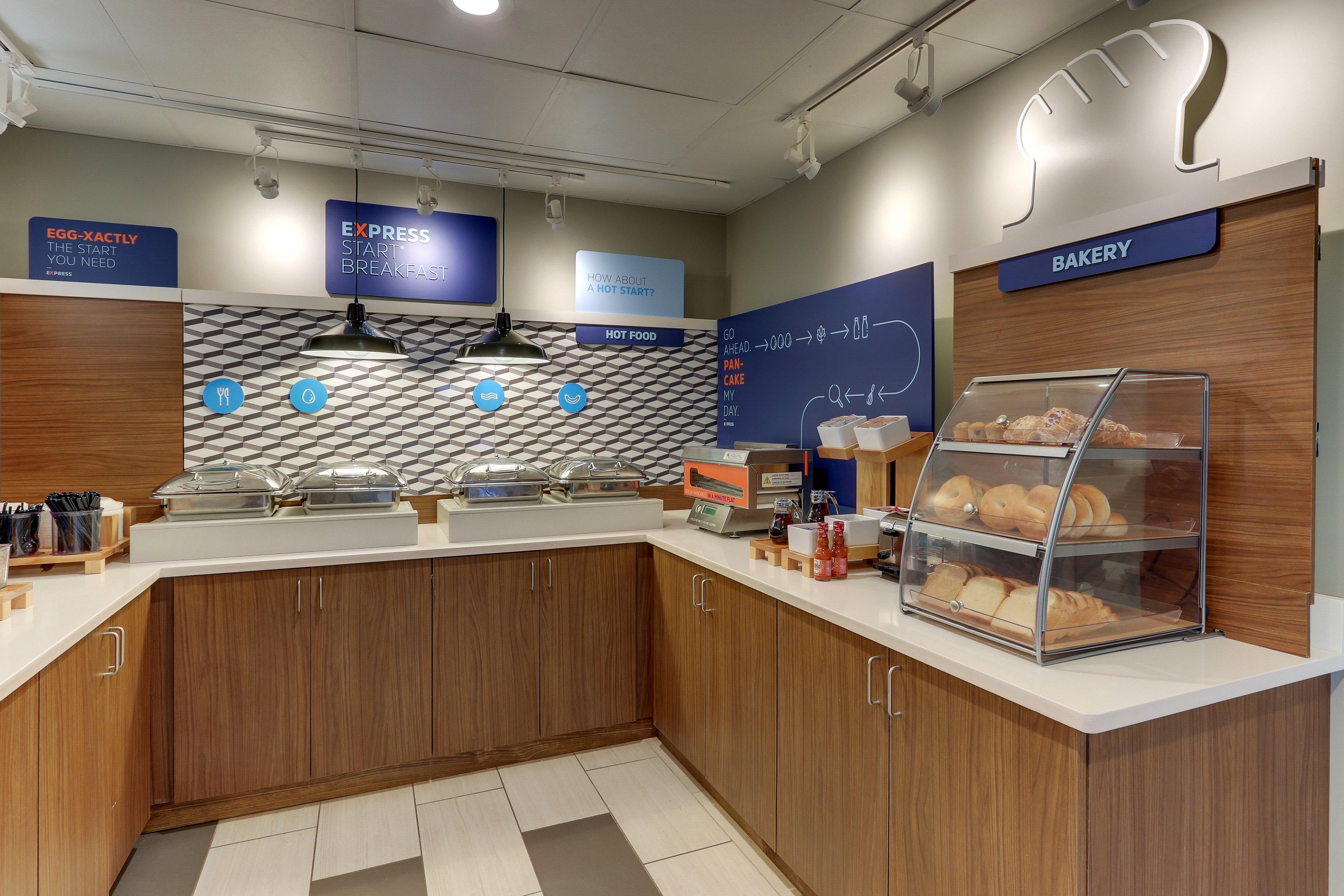 Holiday Inn Express - Cincinnati North - Monroe By Ihg Exterior photo