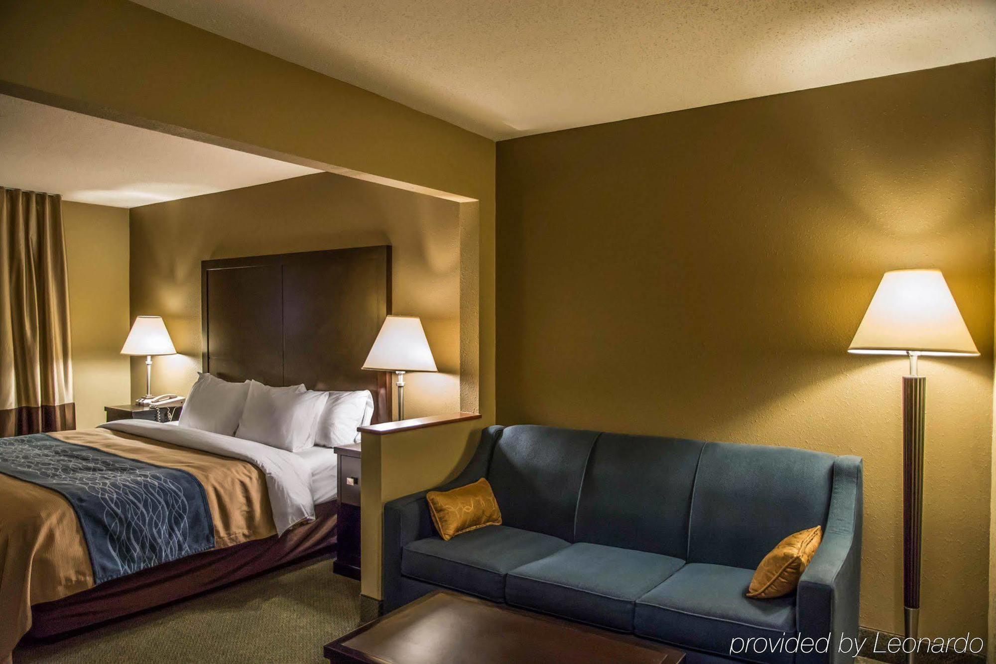 Holiday Inn Express - Cincinnati North - Monroe By Ihg Exterior photo